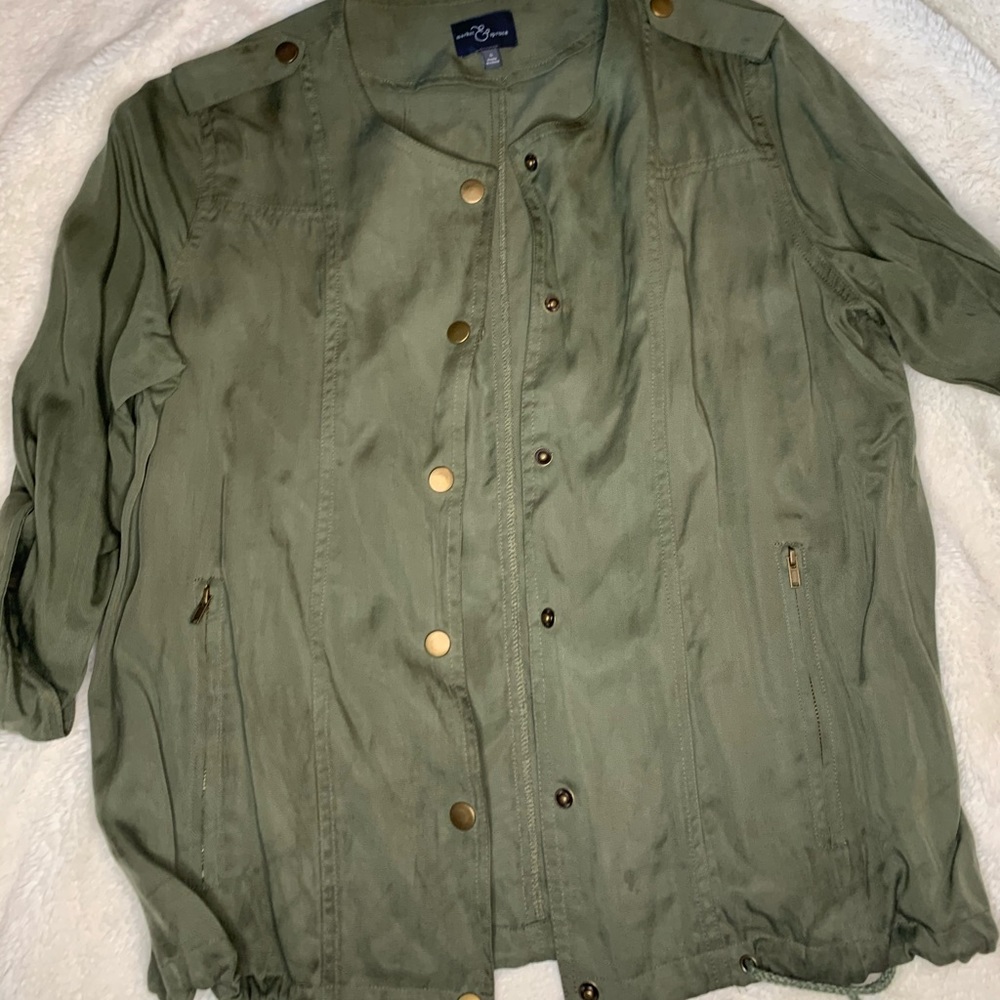 Military style crop jacket. Small